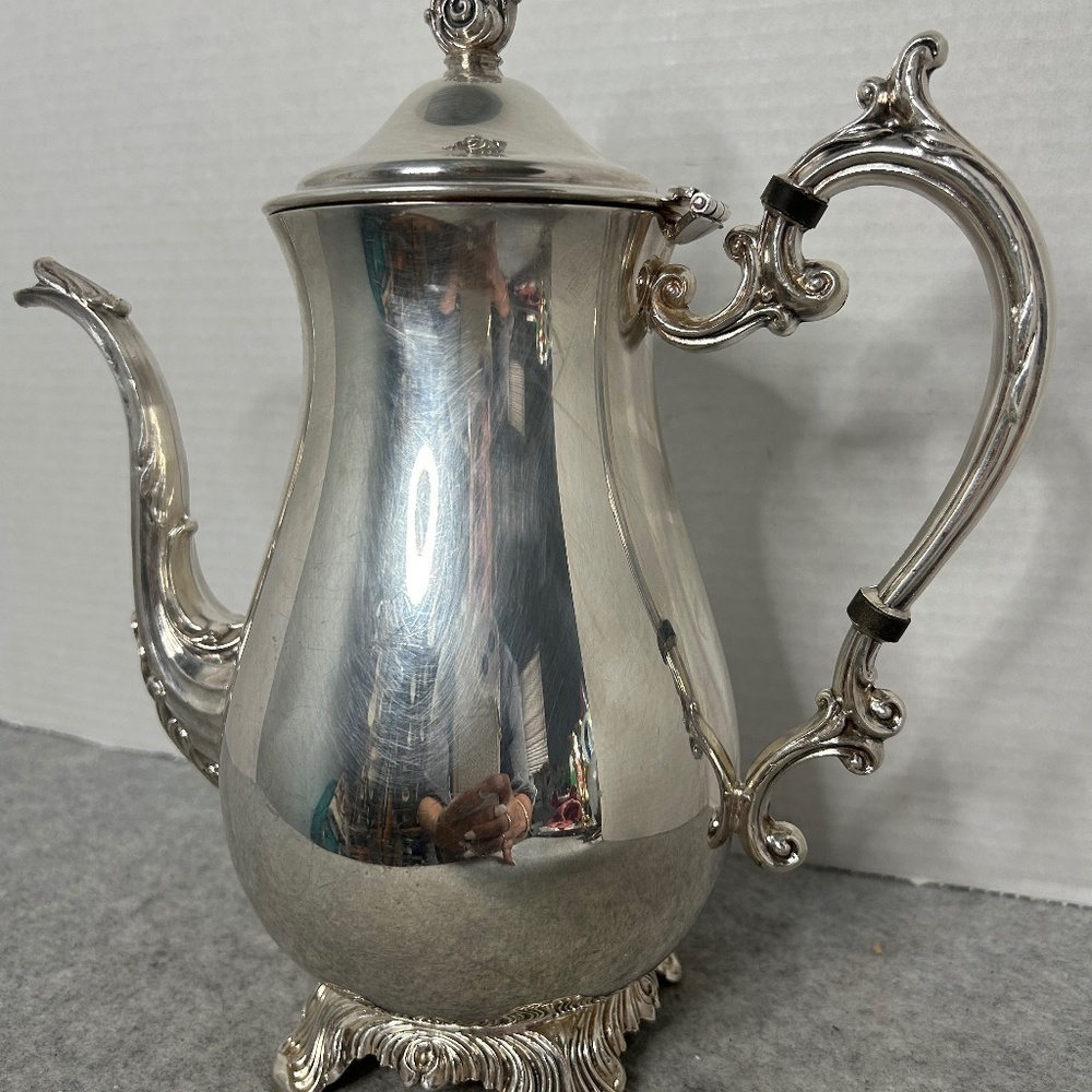 FB Rogers Silver Co Ornate Footed Tea Coffee Pot 11x10-3/4 In Great Condition